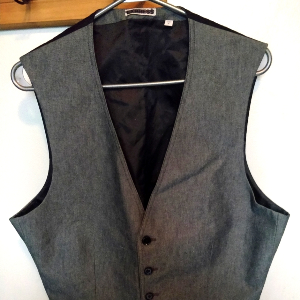vest